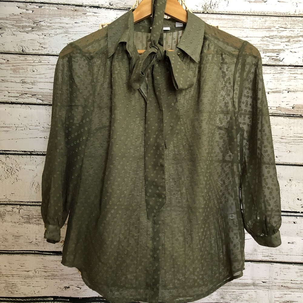 NY & Co green blouse with removable tie